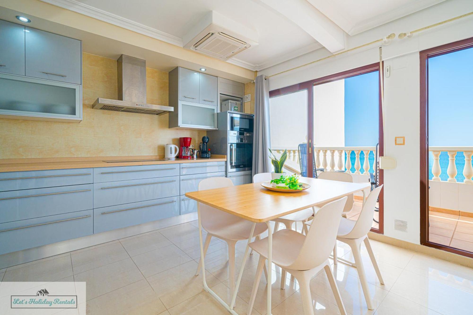 אל קאמפיו Piso Primera Linea Jakarta 3 Sea View מראה חיצוני תמונה