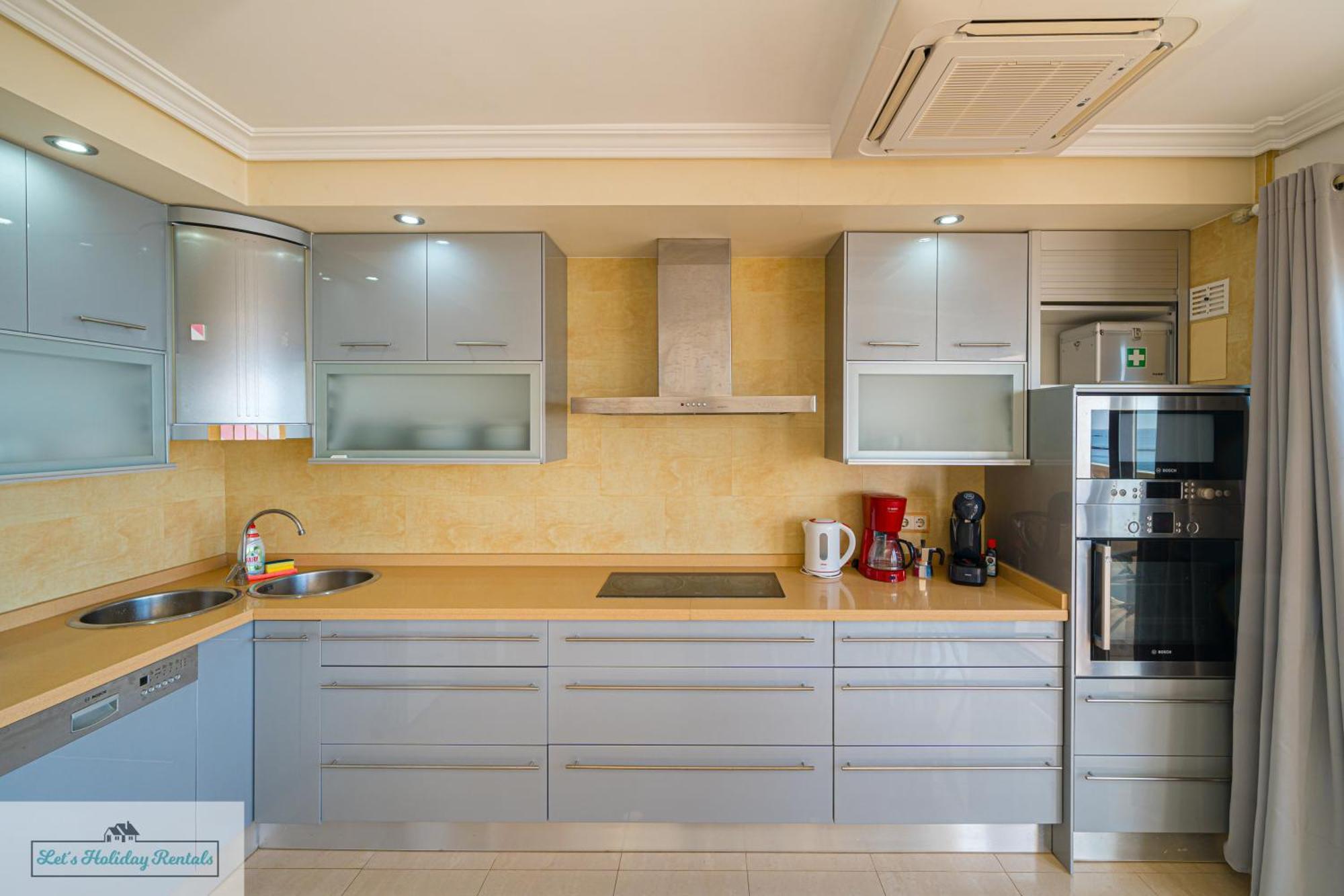 אל קאמפיו Piso Primera Linea Jakarta 3 Sea View מראה חיצוני תמונה